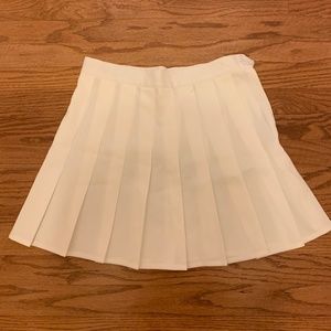 White Pleaded Skirt